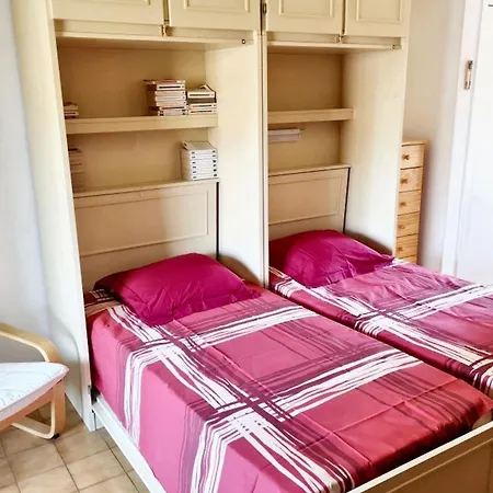 Douillet A Les Bains 30 M² Terrasse *